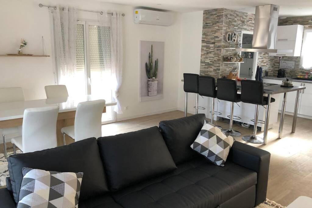 סן-ז'אן-ד'אילה Agreable Maison Entre Bordeaux Et Le Bassin מראה חיצוני תמונה